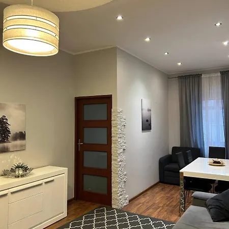 Apartment Big Apart - Rynek 8 - Nice View - 3 - 9 People *