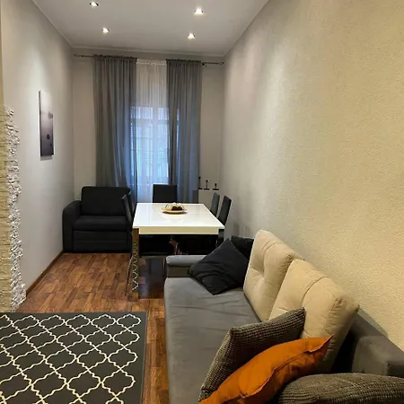 Apartment Big Apart - Rynek 8 - Nice View - 3 - 9 People *